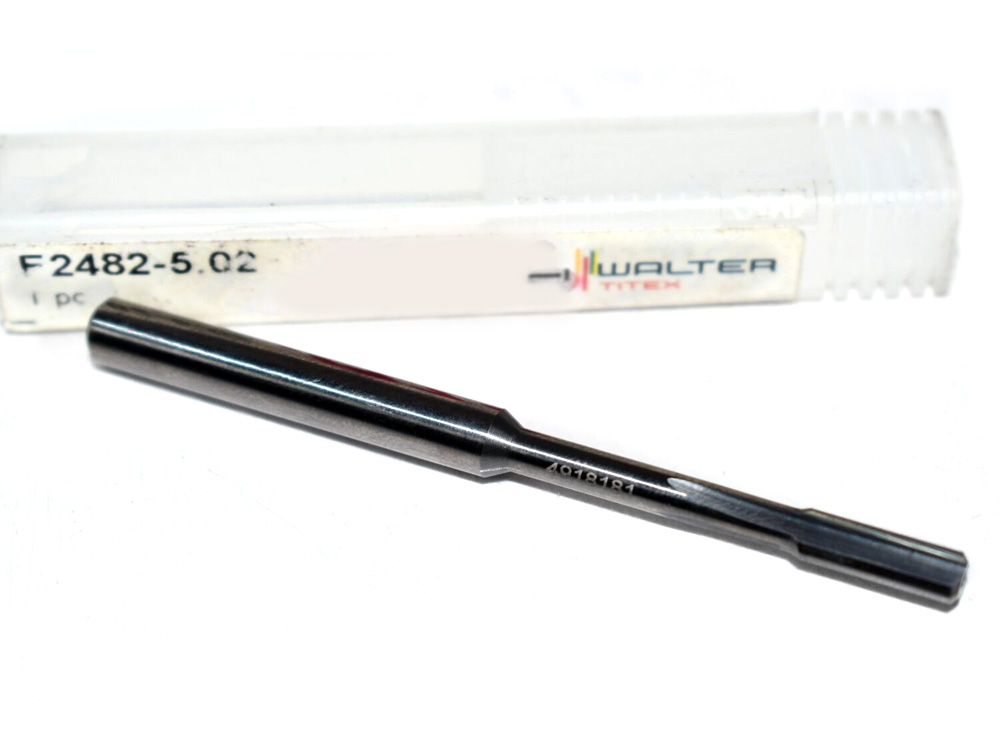 F2482-5.5硬質(zhì)合金機(jī)用內(nèi)冷直槽H